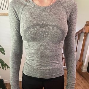 Women's Lululemon Swiftly Tech Long-Sleeve Shirt 2.0 Slate/White Size 0